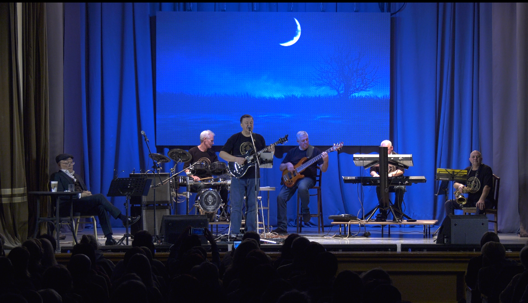 Юрий Антонов Новосибирск Клуб Революция